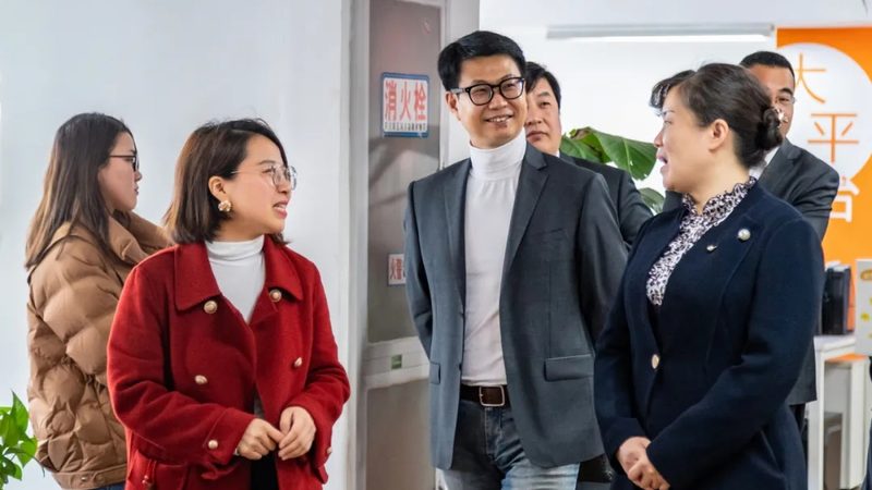 打光翻车？户外短视频常见的三个灯光误区