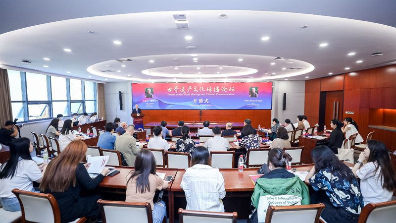 影视场景搭建：揭秘影视制作中的必备设备